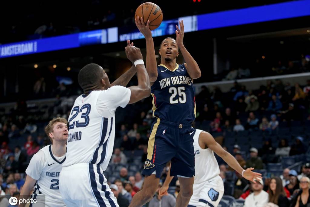 贝36分杰克逊26+12墨菲32分 鹈鹕胜灰熊止三连败